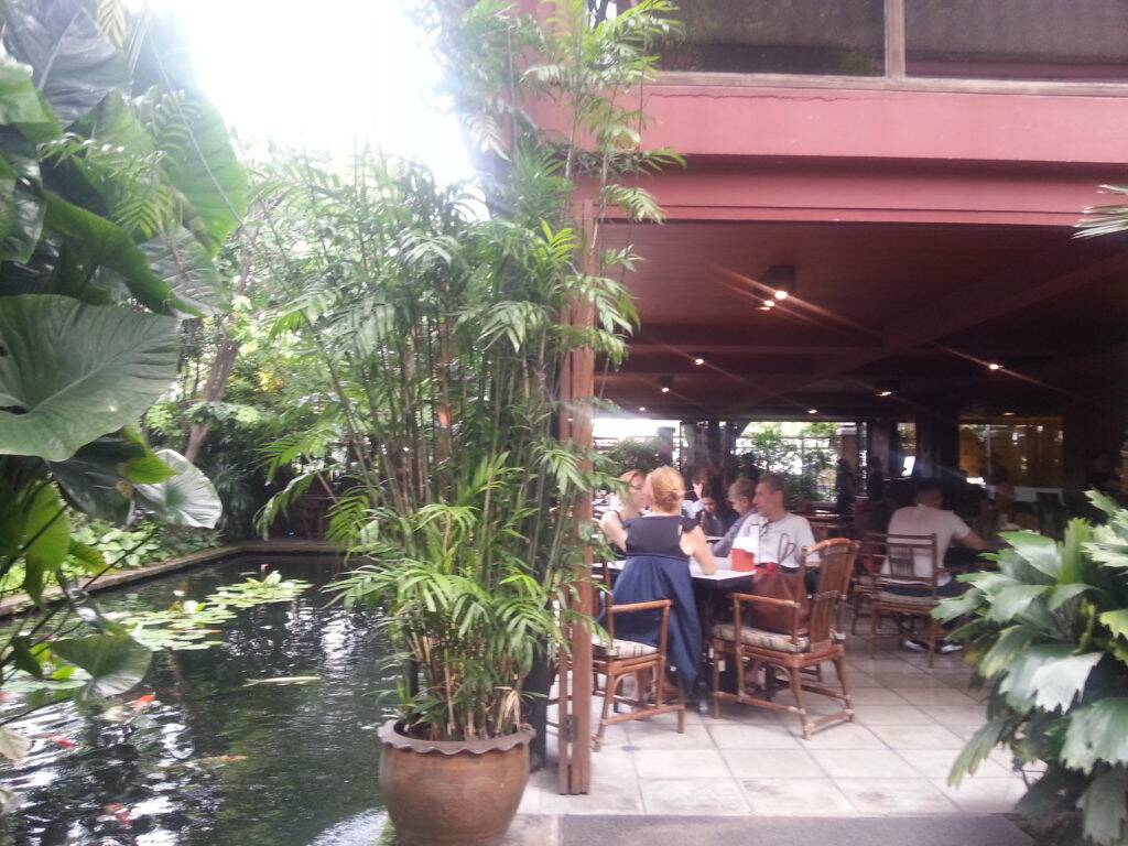 Restaurante/bar na Jim Thompson House Restaurante/bar na Jim Thompson House