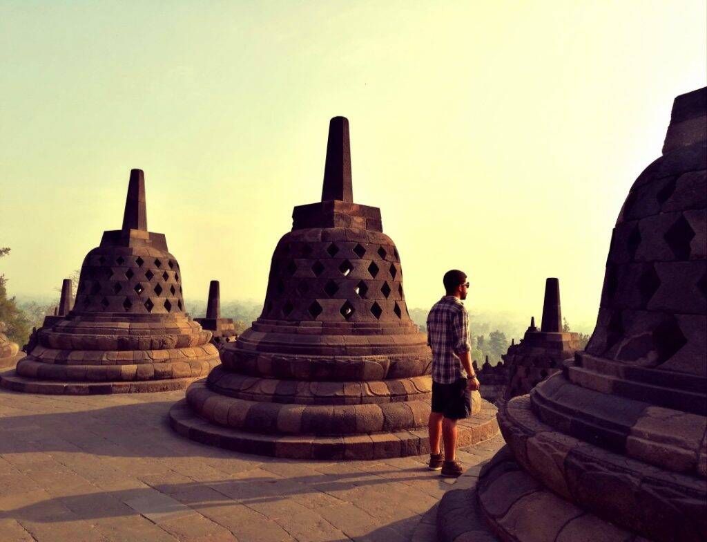 Borobudur templo budista em Yogyakarta na Indonesia - Viagem pela Ásia