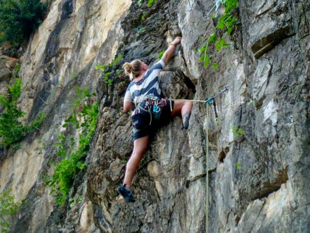 Batu Caves - Sabrina Climbing
