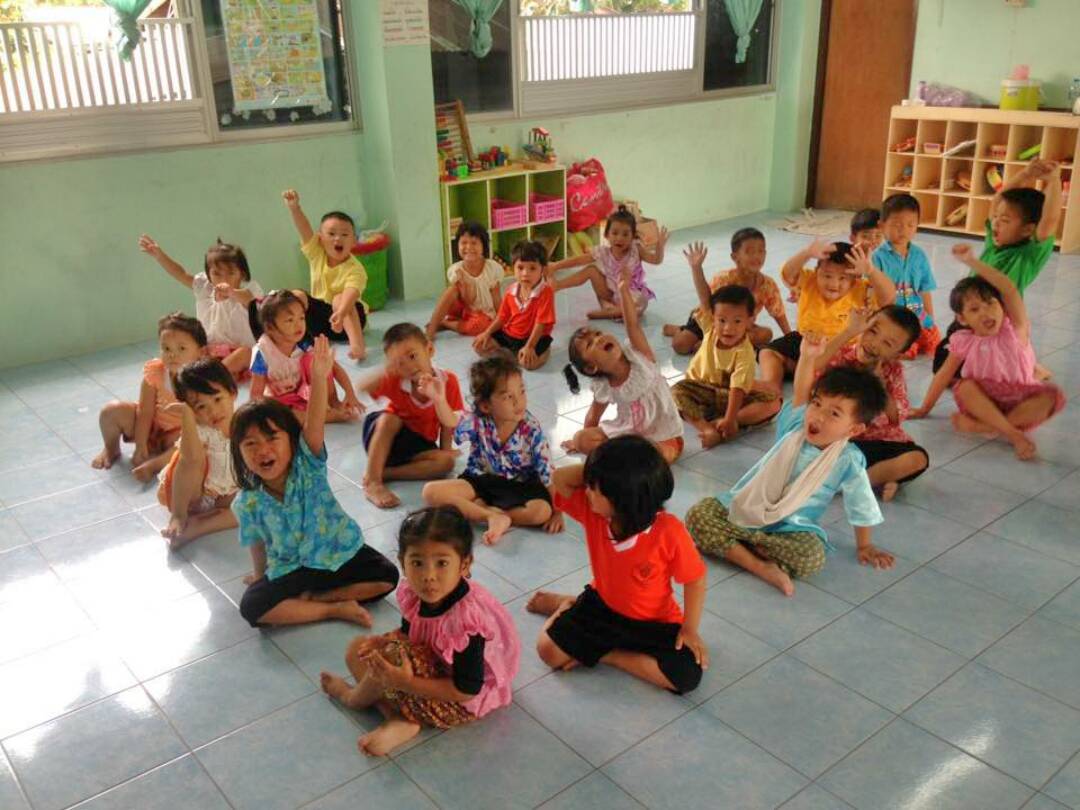 Crianças tailandesas que ensinávamos inglês em Bangkok. | Foto: Victória/ - worldpackers