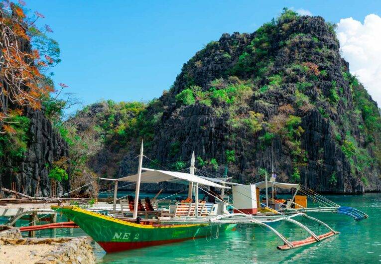 O famoso barco tradicional das Filipinas, chamado Bangka.