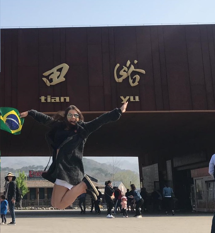 Mariana na China - prova que dá para viajar sem falar inglês